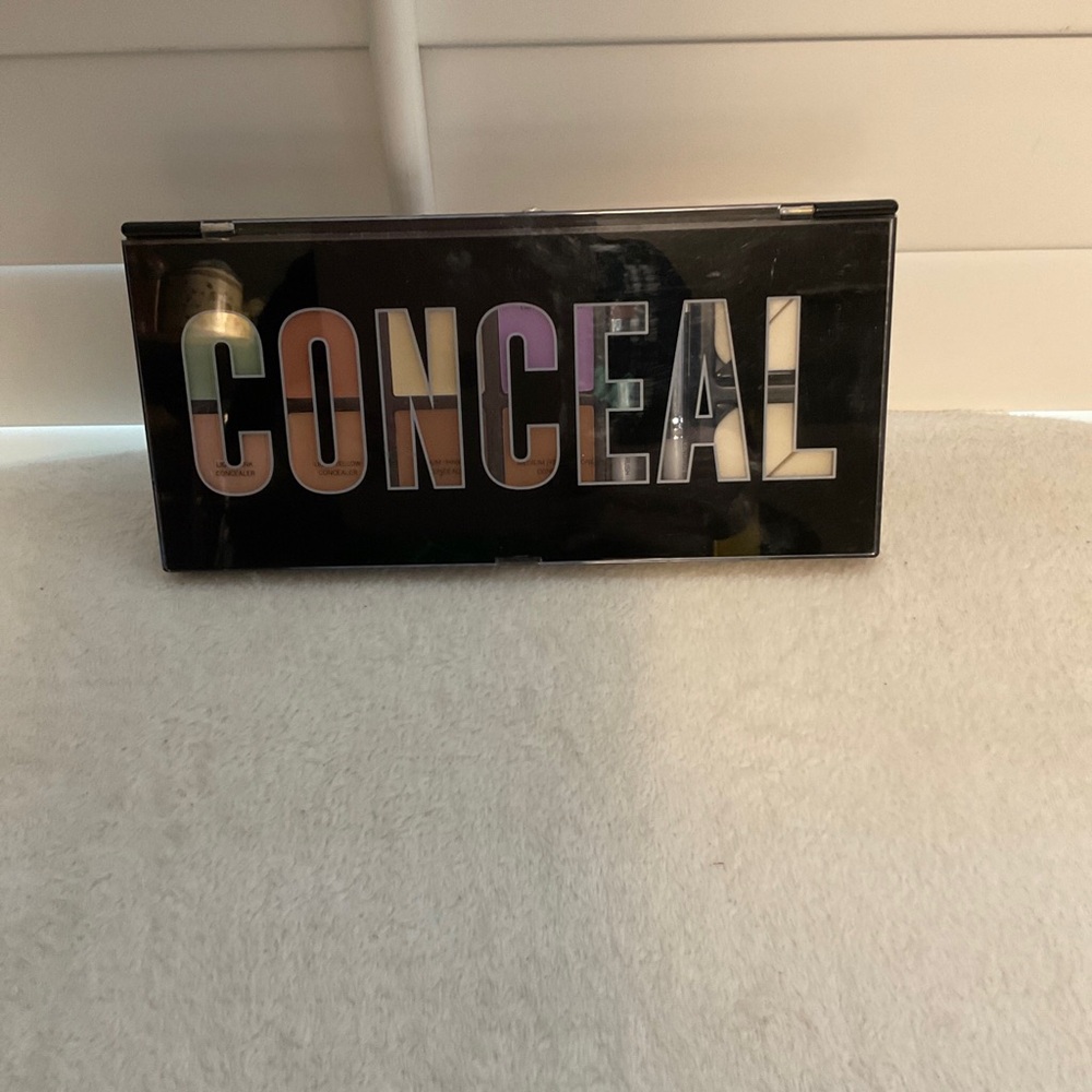 Profusion Cosmetics Concealer Palette — Beige, Tan, Brown